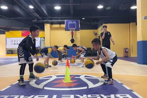 上海暑期里哪里有篮球培训的?